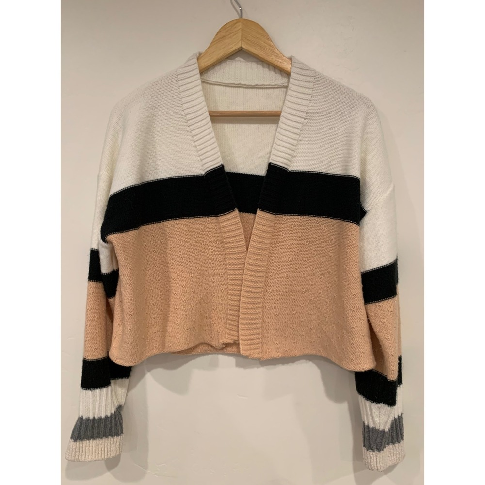 Colorblock‎ Cropped Cardigan White Black Peach Pointelle Knit Open soft girl - Picture 2 of 7